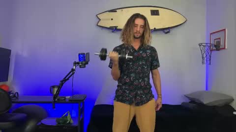 Mack  Makingmoans Twitter online show from 01-08-26, 04:09