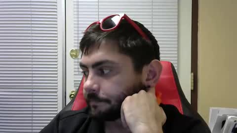 mako4eva online show from 12-14-25, 12:27