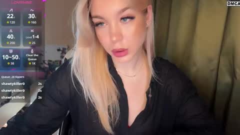 Snapshot of maksisisia chatting on 11-15-25, 04:58 maksisisia online show from 11-15-25, 04:58