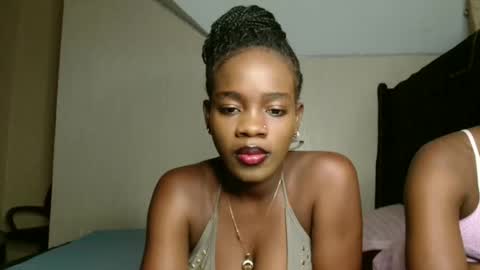 malani_malia online show from 11-14-25, 03:22