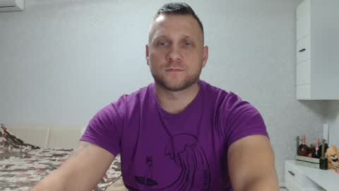 Snapshot of malchyshka chatting on 12-12-24, 12:33 malchyshka online show from 12-12-24, 12:33