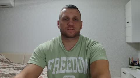 Snapshot of malchyshka chatting on 12-17-24, 02:33 malchyshka online show from 12-17-24, 02:33