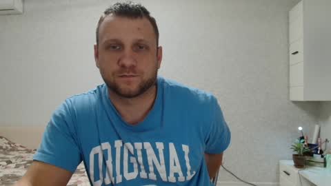 Snapshot of malchyshka chatting on 12-28-24, 11:30 malchyshka online show from 12-28-24, 11:30