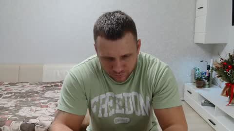 Snapshot of malchyshka chatting on 01-11-25, 10:29 malchyshka online show from 01-11-25, 10:29