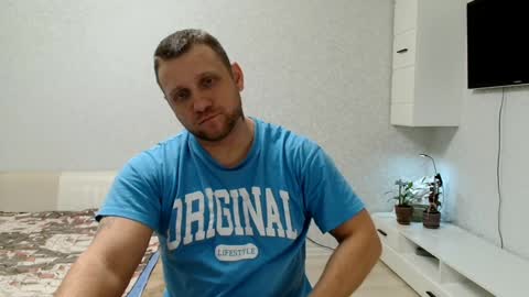 Snapshot of malchyshka chatting on 02-02-25, 09:30 malchyshka online show from 02-02-25, 09:30