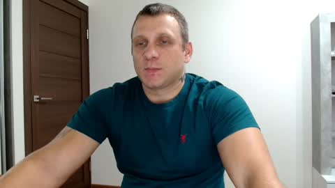 Snapshot of malchyshka chatting on 10-13-25, 04:29 malchyshka online show from 10-13-25, 04:29