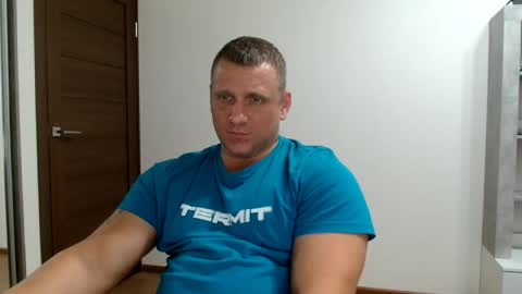 Snapshot of malchyshka chatting on 10-31-25, 04:52 malchyshka online show from 10-31-25, 04:52