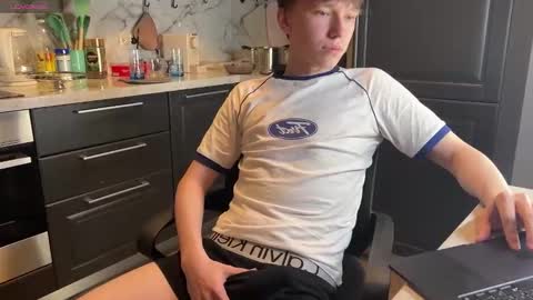 Tom and Mark 3 online show from 10-09-25, 06:17