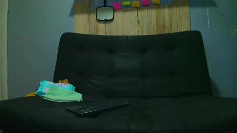 Snapshot of malcompierce chatting on 02-27-25, 04:20 Malcom online show from 02-27-25, 04:20