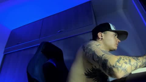 ADAM         online show from 12-19-25, 10:39