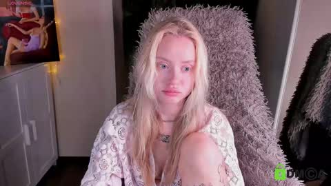 Malena online show from 09-09-25, 07:41