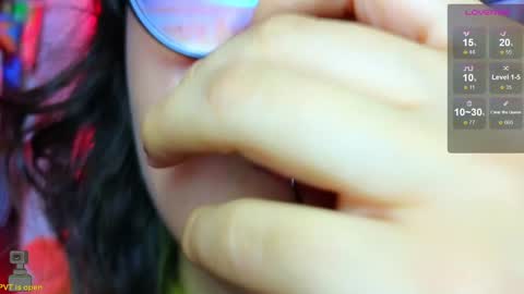 Snapshot of malicia_witch_ chatting on 12-10-24, 02:38 Mar  Alicia     Rosie  v A L I C I A W I T C -  Meg Cherie online show from 12-10-24, 02:38