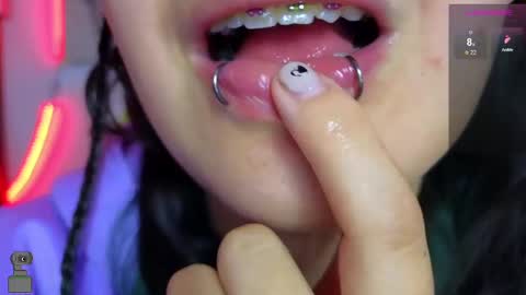 Snapshot of malicia_witch_ chatting on 02-14-25, 03:43 Mar  Alicia     Rosie  v A L I C I A W I T C -  Meg Cherie online show from 02-14-25, 03:43