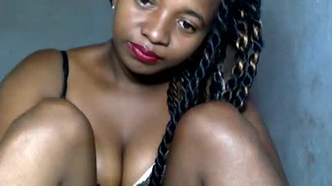 malinah01 online show from 12-08-24, 11:03