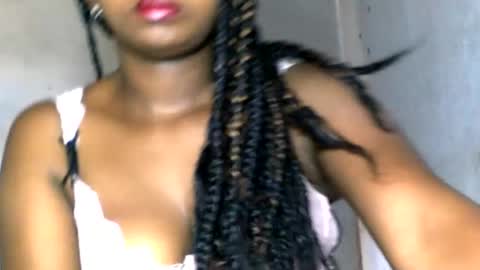 malinah01 online show from 12-10-24, 05:17