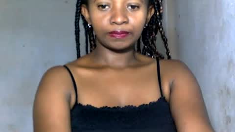 malinah01 online show from 12-13-24, 04:00