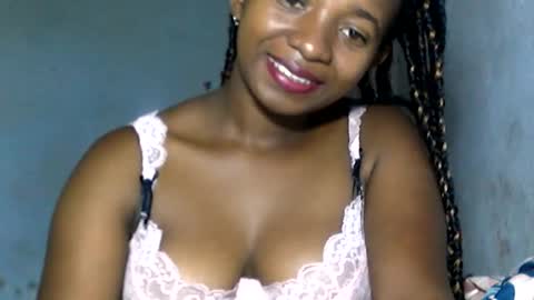 malinah01 online show from 12-16-24, 02:49
