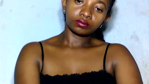 malinah01 online show from 12-26-24, 06:54