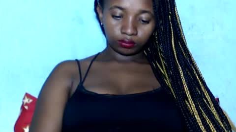 malinah01 online show from 01-06-25, 06:52