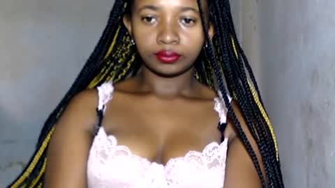 malinah01 online show from 01-08-25, 05:27