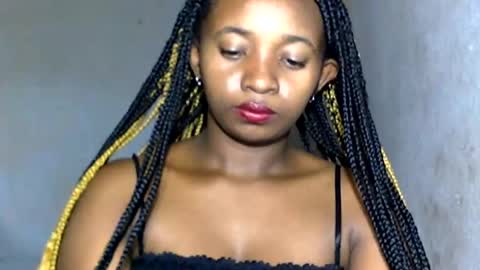 malinah01 online show from 01-09-25, 01:45