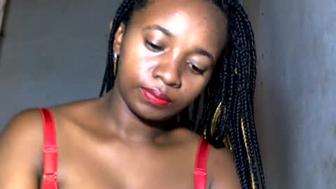 malinah01 online show from 01-11-25, 12:50