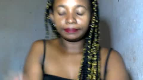 malinah01 online show from 01-19-25, 09:44