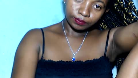 malinah01 online show from 01-21-25, 09:46