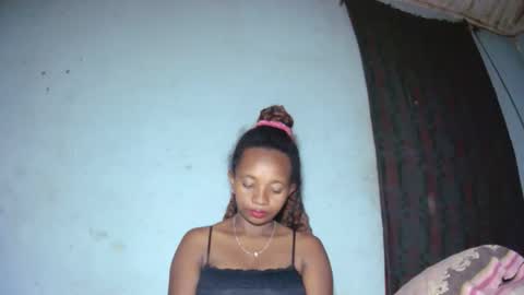 malinah01 online show from 09-09-25, 01:49