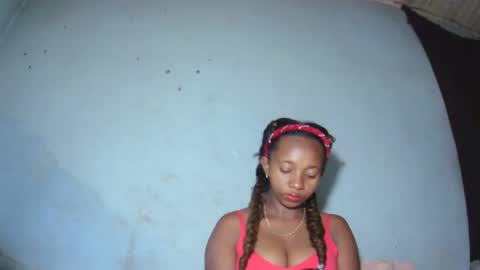malinah01 online show from 09-15-25, 06:30