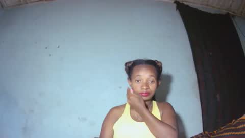 malinah01 online show from 09-19-25, 09:11