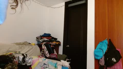 Malita online show from 11-22-25, 01:04