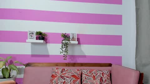 Malka online show from 02-01-25, 02:37