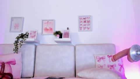 Malka online show from 10-15-25, 07:36