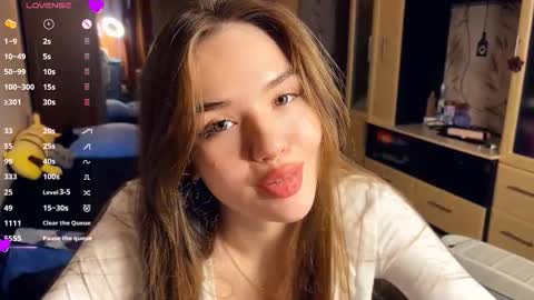 Snapshot of mallybooo chatting on 03-16-26, 03:49 Jinny online show from 03-16-26, 03:49