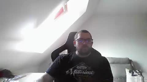 breton online show from 02-01-26, 12:04