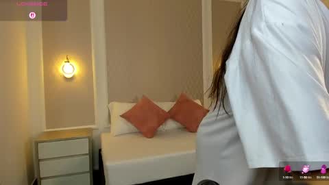 Snapshot of malu_03x chatting on 09-12-25, 02:11 M A L U online show from 09-12-25, 02:11