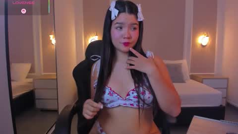 Snapshot of malu_03x chatting on 10-24-25, 02:52 M A L U online show from 10-24-25, 02:52