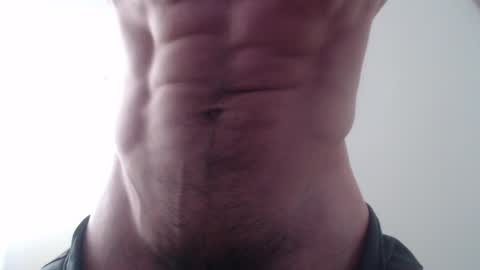 Snapshot of maluma4you chatting on 02-01-26, 01:42 maluma4you online show from 02-01-26, 01:42