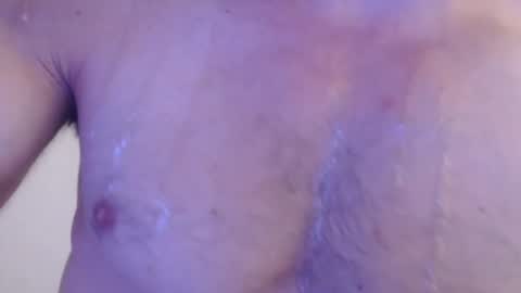 Snapshot of maluma4you chatting on 02-07-26, 01:31 maluma4you online show from 02-07-26, 01:31