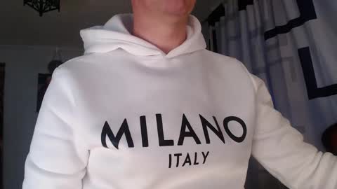 malvolamont online show from 03-07-26, 06:05