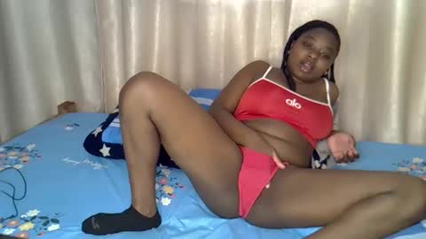 mama_pussie online show from 04-11-26, 01:04