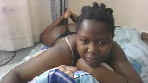 mamasita2023 online show from 01-25-25, 06:34