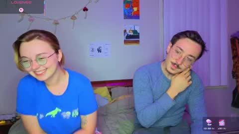 MamiCloudz online show from 10-08-25, 03:15