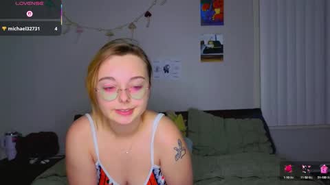 MamiCloudz online show from 10-15-25, 12:11