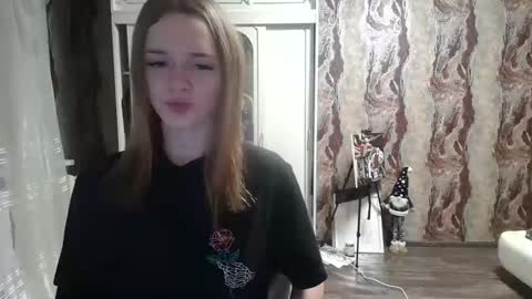 Mamie Trish online show from 01-13-25, 03:04