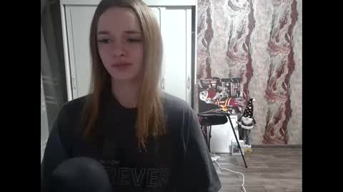 Mamie Trish online show from 01-17-25, 04:26
