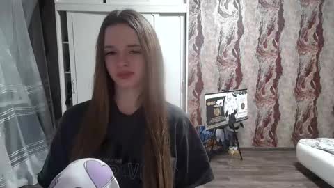 Mamie Trish online show from 02-24-25, 05:09