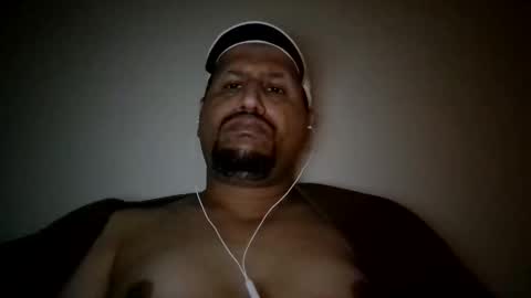 Snapshot of man_new chatting on 02-12-25, 12:05 Man new online show from 02-12-25, 12:05