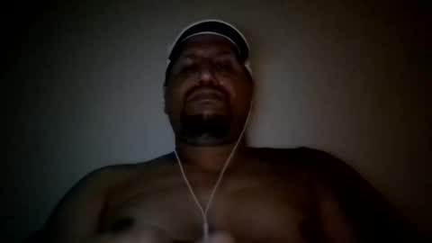 Snapshot of man_new chatting on 03-04-25, 12:50 Man new online show from 03-04-25, 12:50